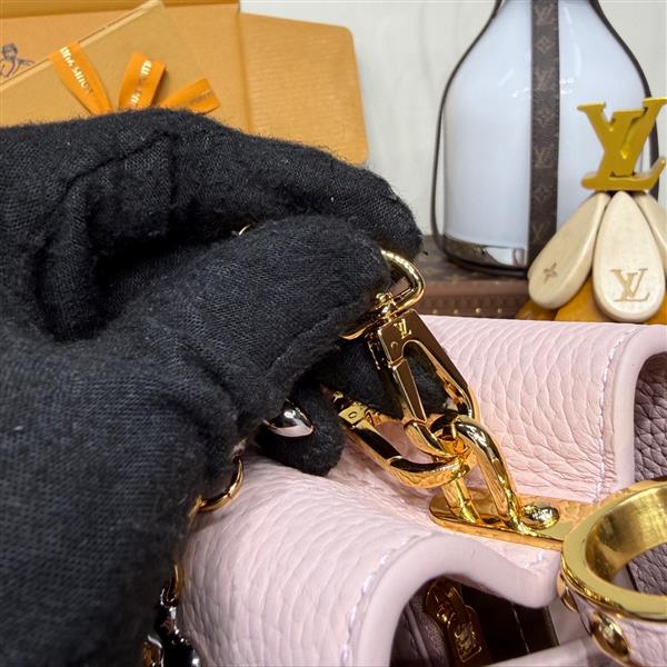 2026120164338463 270